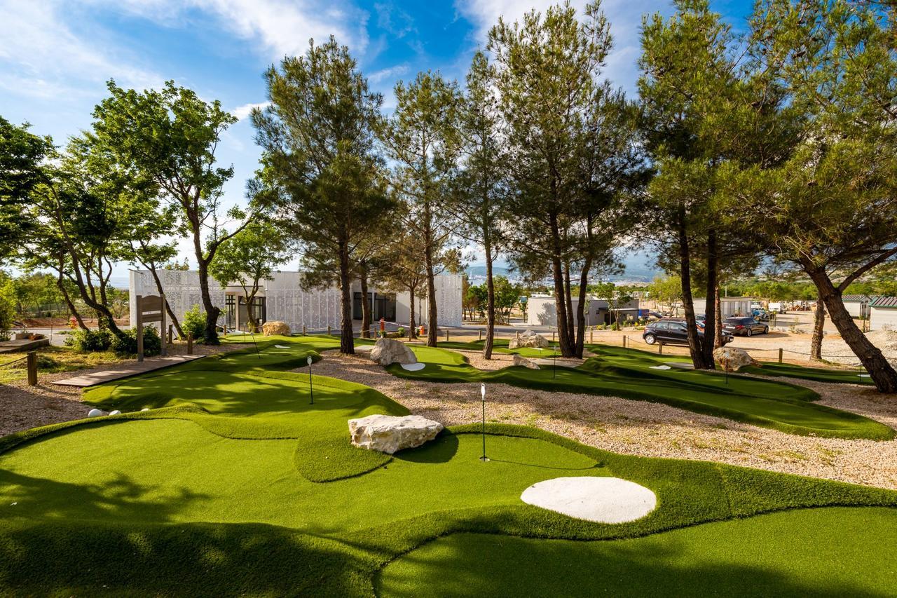 Mobile Homes Camping Omisalj Luaran gambar