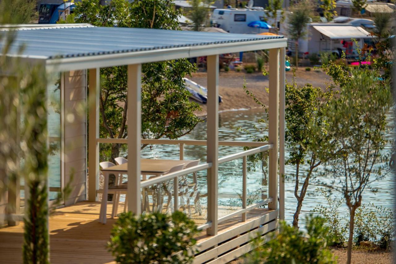 Mobile Homes Camping Omisalj Luaran gambar